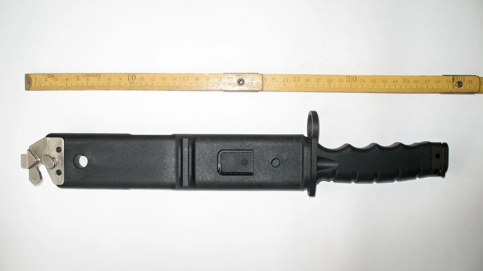 Bodák 805 – 1. varianta, celkový pohled s měřítkem, přední strana pochvy