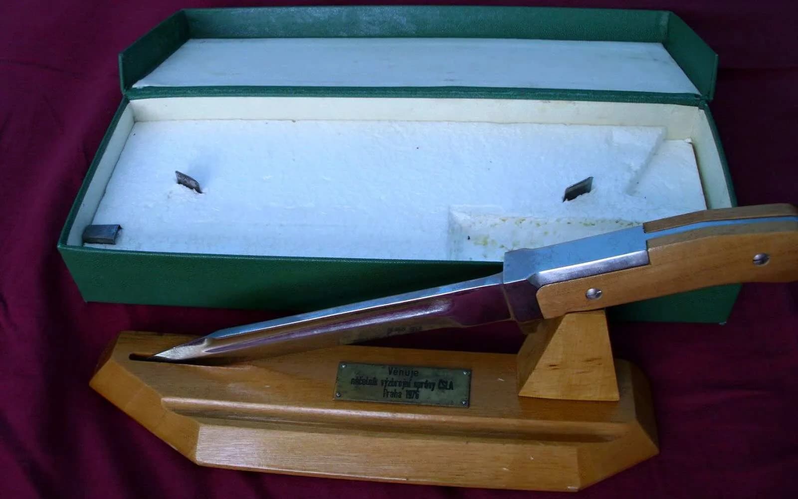 Bayonet vz. 58 for the vz. 58 submachine gun – photo 12