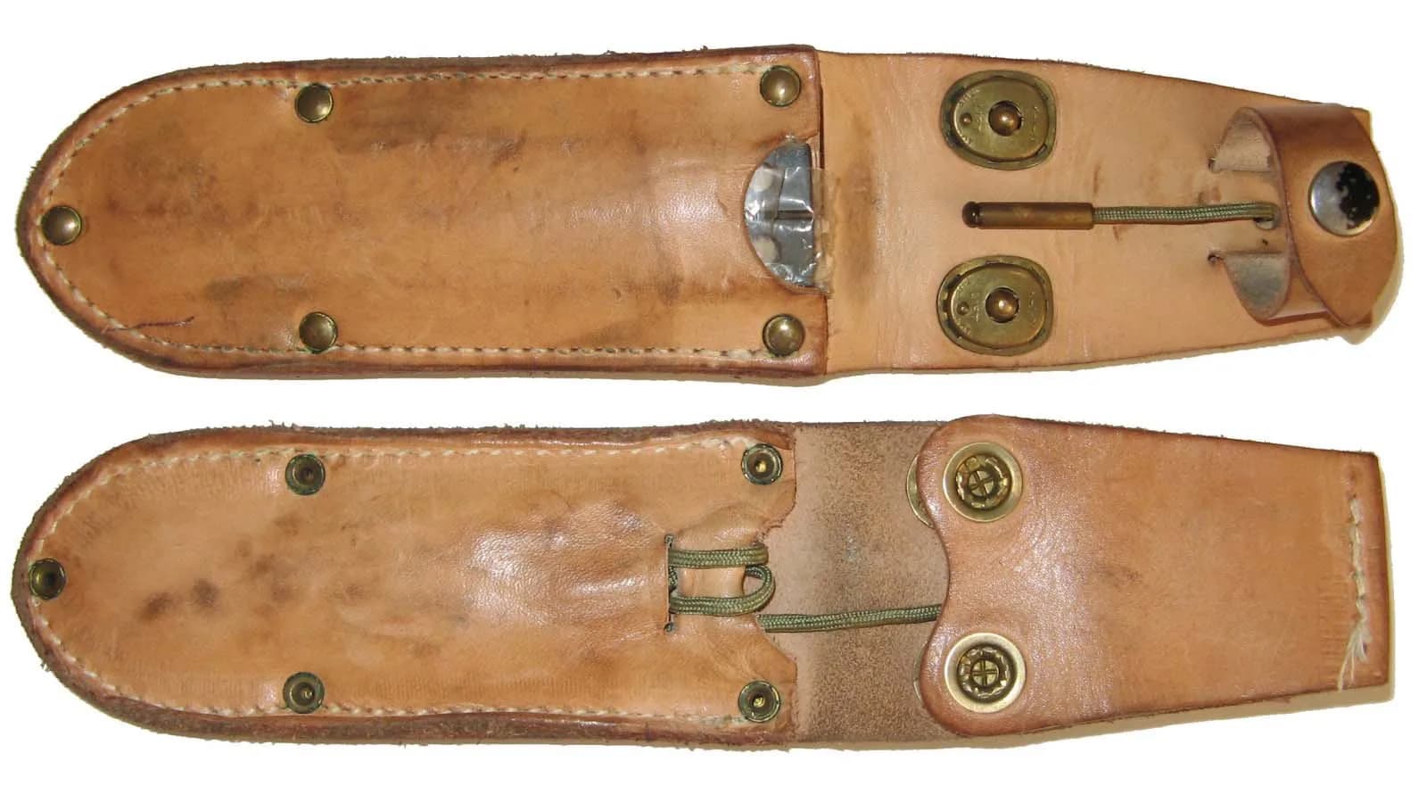 Pochva nože UTON vz.75 – typ 3 – detail nýtů a kůže