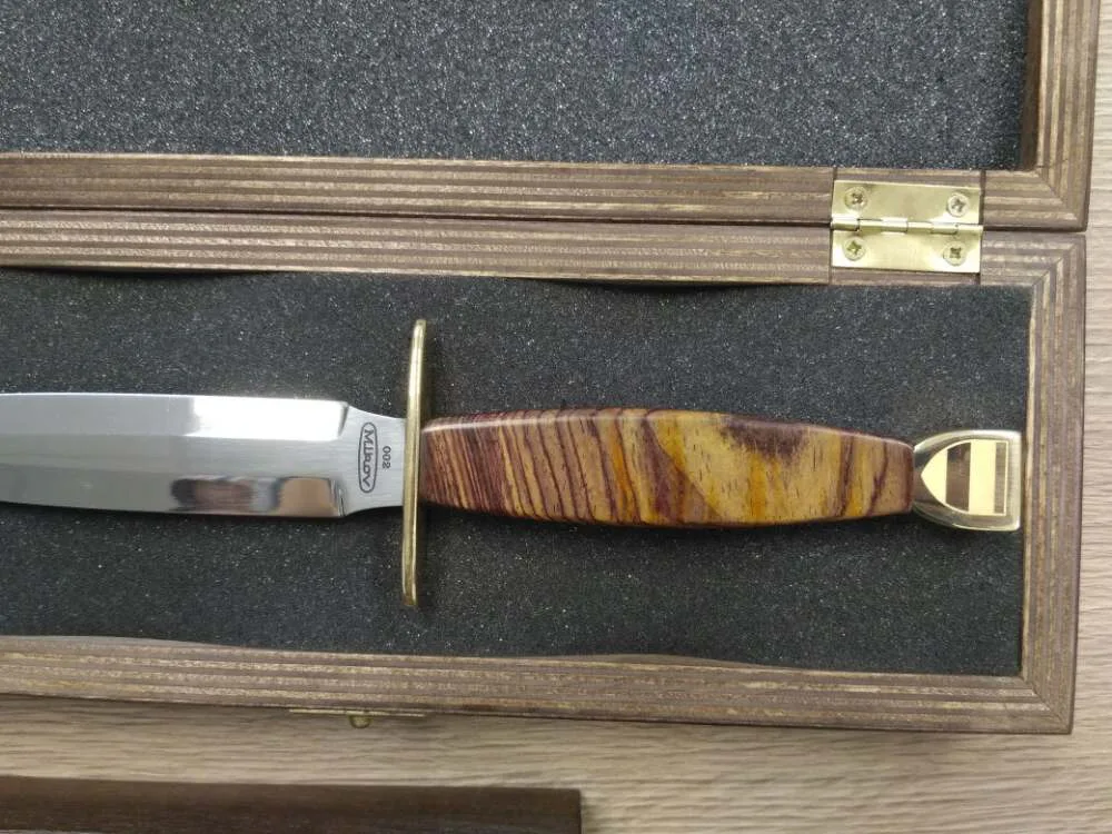 Dýka pro nejlepšího absolventa UO – pohled č. 2