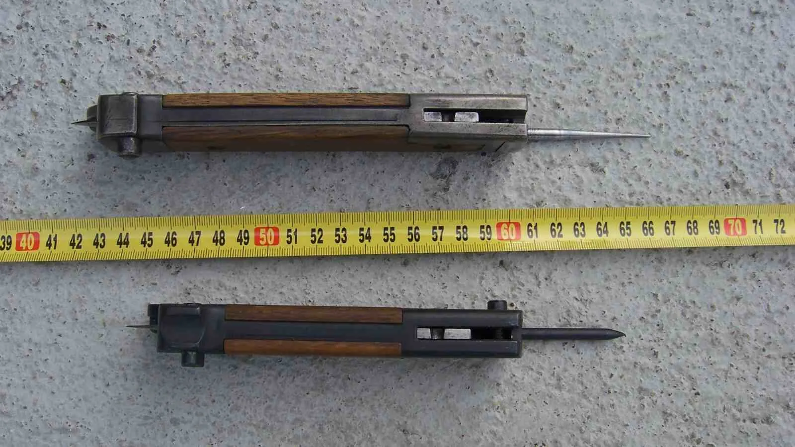 Útočný nůž vz. 49 – pohled č. 5