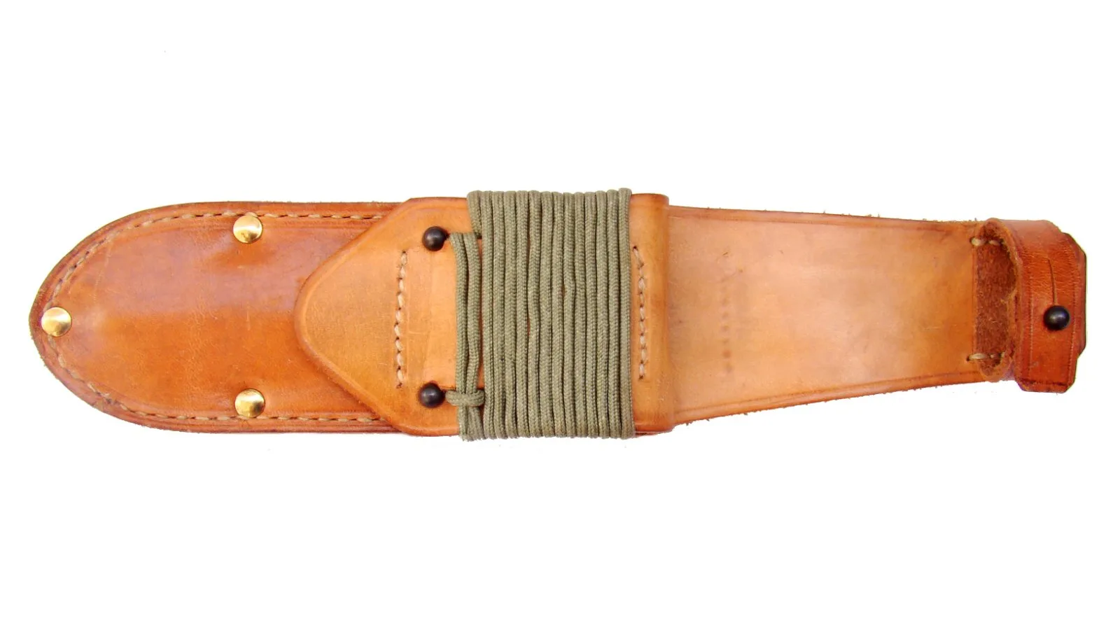 Nezavedená pochva s poutkem na šnůru - zepředu