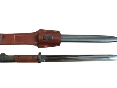 Bayonet vz.24 DOT 43 – front view with sheath and leather hanger