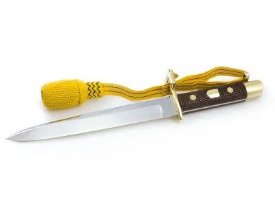 M 1917 bílý – pohled č. 2