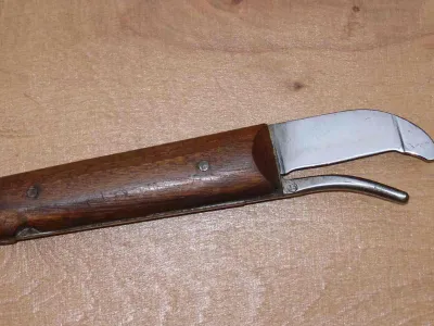Nůž vojenské pošty – pohled č. 2