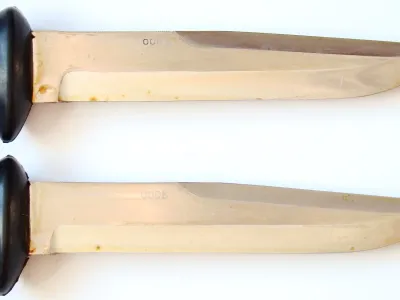 UTON vz.75 série 0005 – detail leptané číslovky 5 kyselinou na čepeli