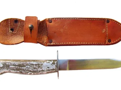 VO-7 with aluminum handle – knife with sheath, variant for ČSLA chemical warfare troops