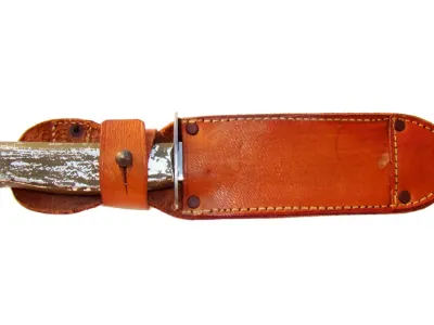 VO-7 with aluminum handle – knife in sheath