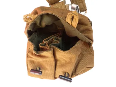 Paratrooper bag vz.61 – grenade pouch for two grenades