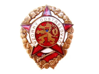 Vzorný odstřelovač – odznak č. 00756, přední strana
