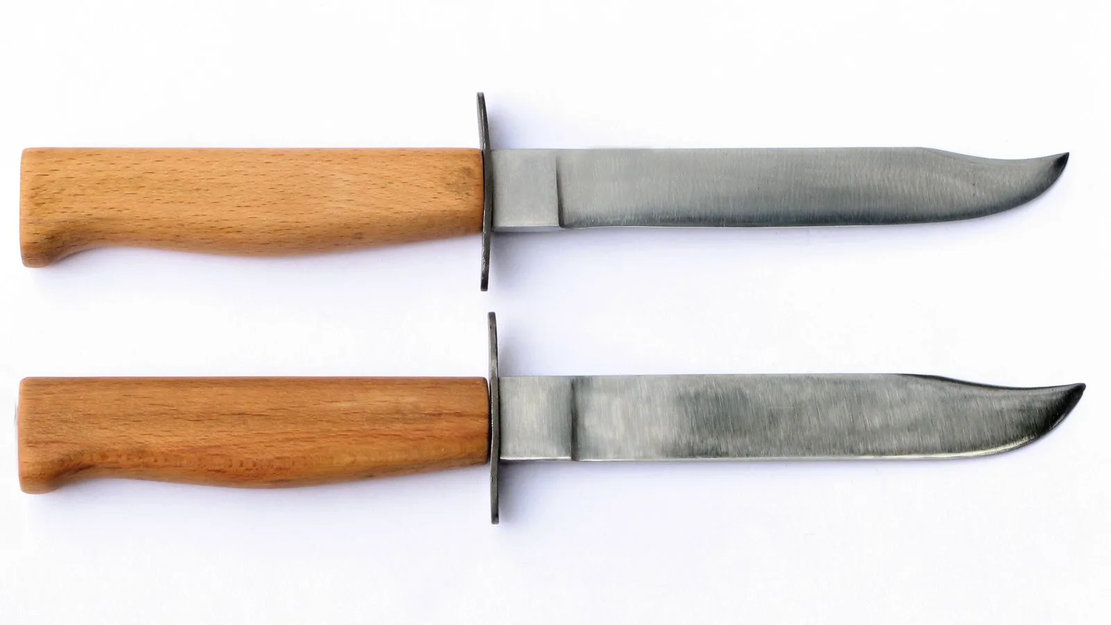 VO-7 s dřevěnou rukojetí – pohled č. 2