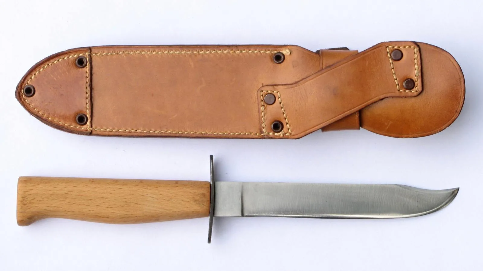 VO-7 s dřevěnou rukojetí – pohled č. 4