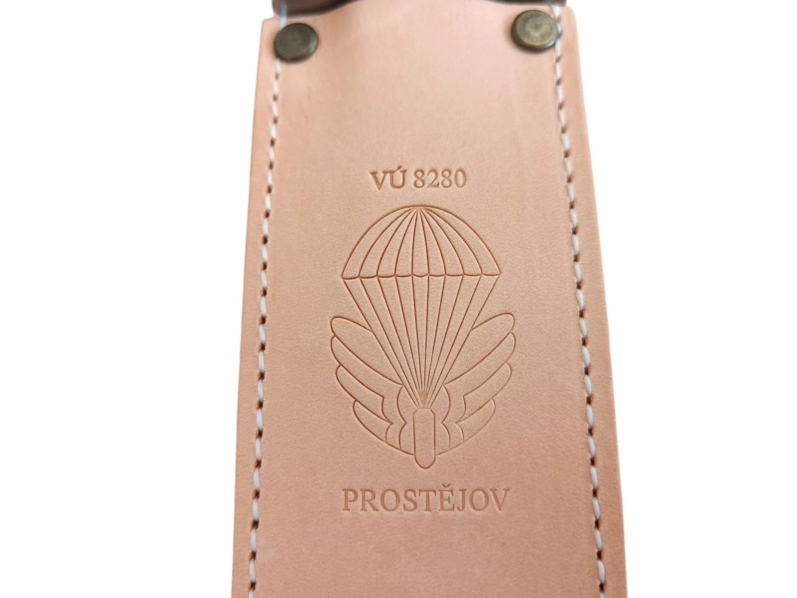 VO7 – Pamětní nože Červených baretů – pohled č. 3