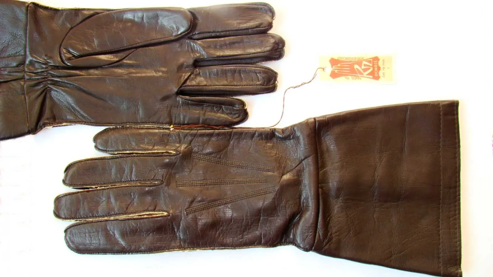 ČSLA leather paratrooper gloves – length covering sleeve cuff