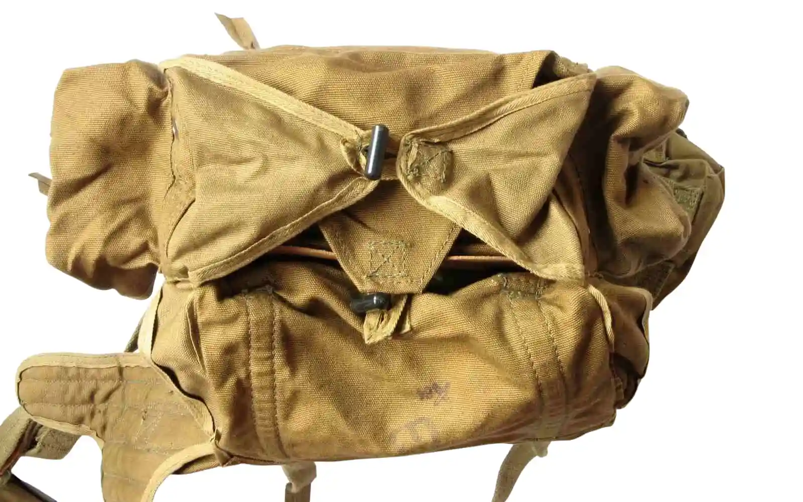 Paratrooper bag vz.61 – interior view, closed